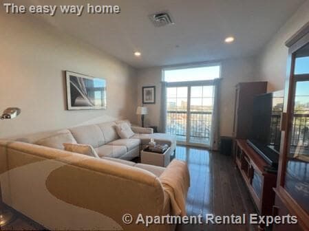 Building Photo - 434 McGrath Hwy