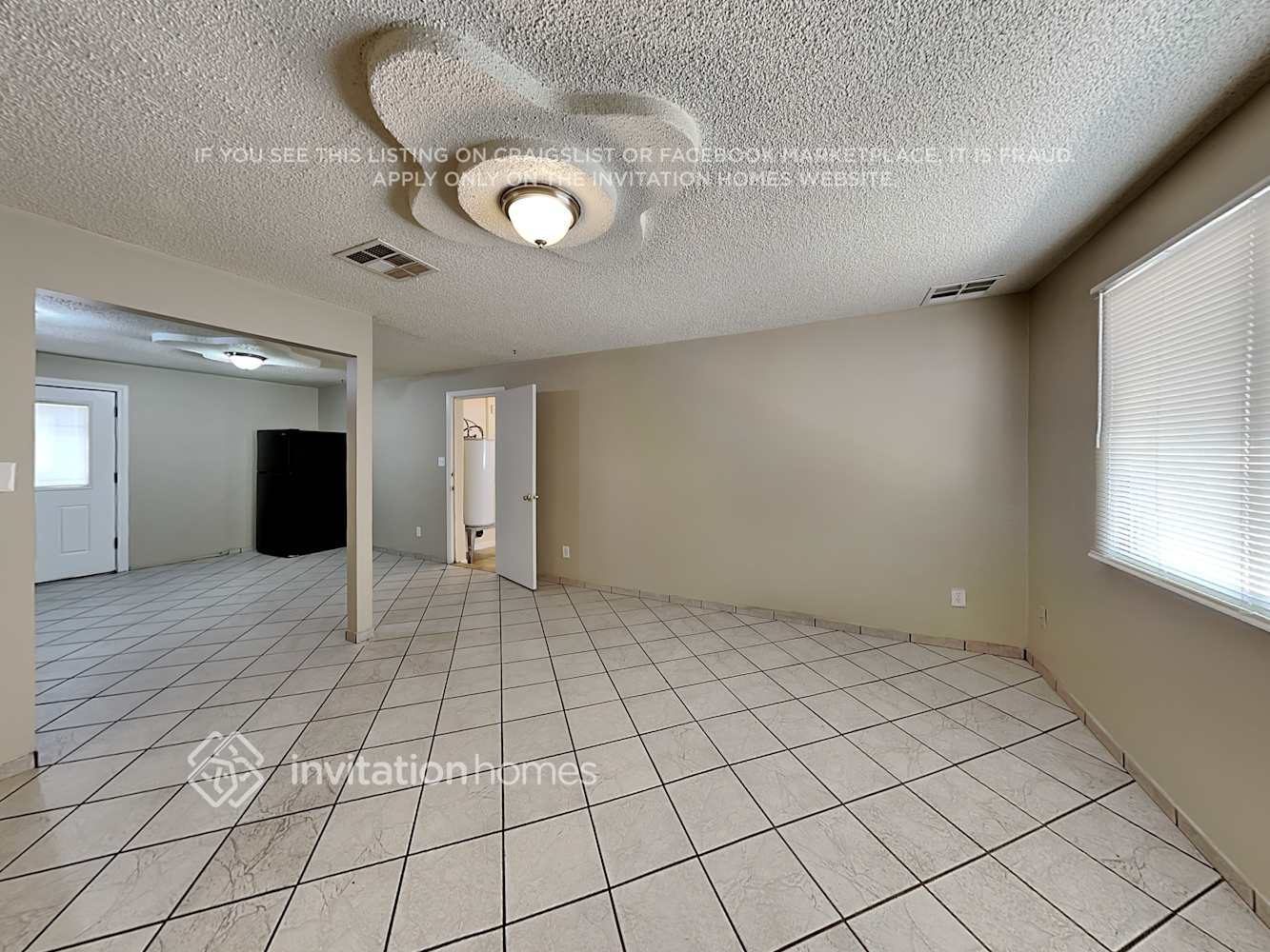 Building Photo - 4651 N 79th Dr