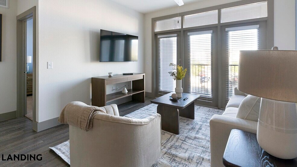 Building Photo - 300 Enclave Dr