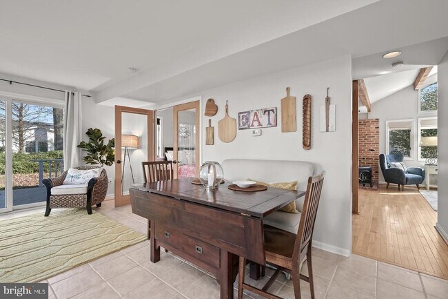 Building Photo - 4706 Frederick Ave