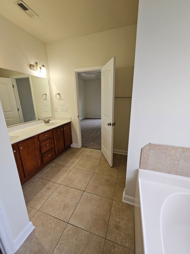 Building Photo - 3 Bedroom Home in Carolina Forest