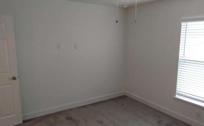 Building Photo - 16171 SW 44th Cir