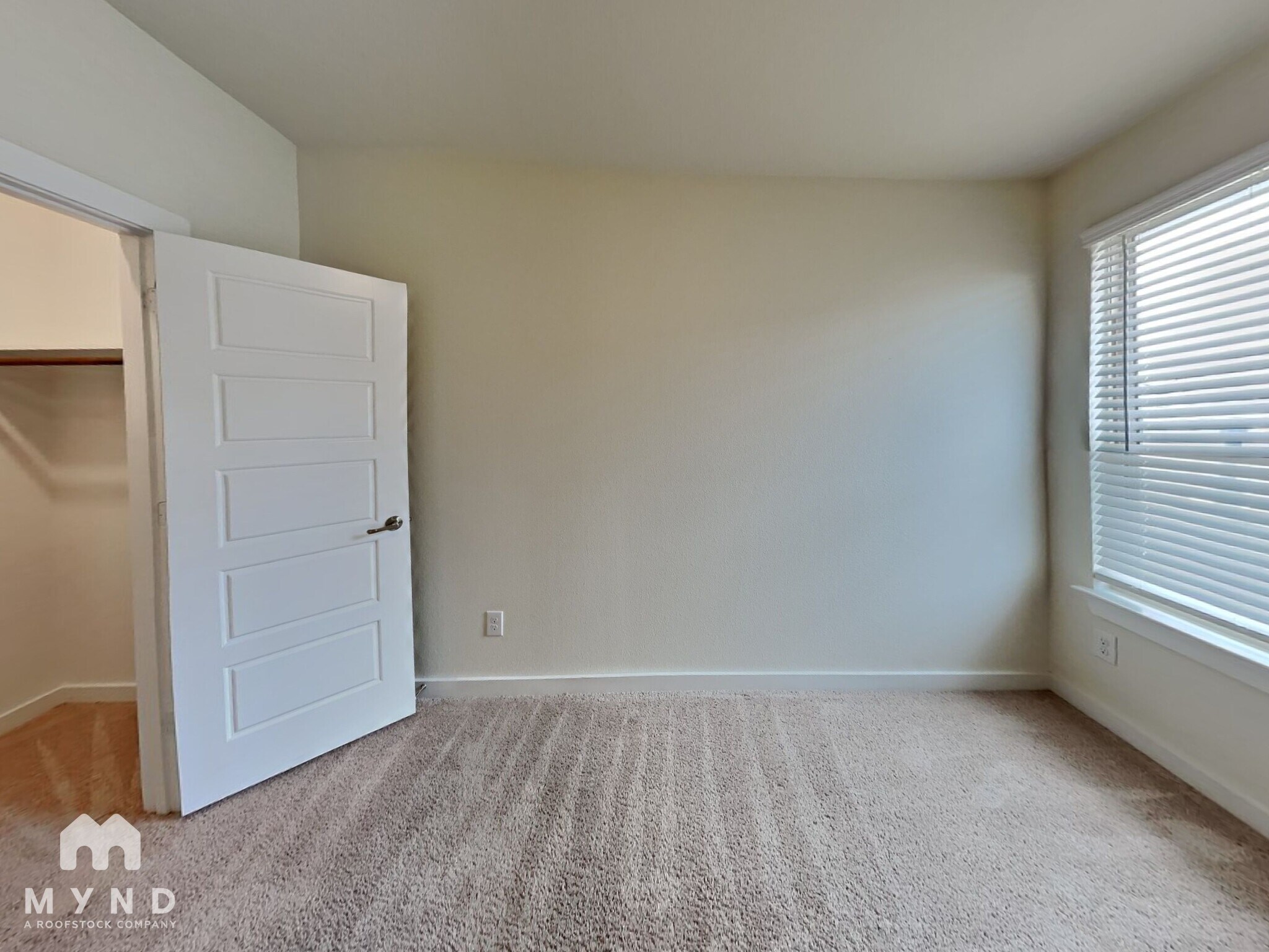 Building Photo - 4725 Tanglewood Dr