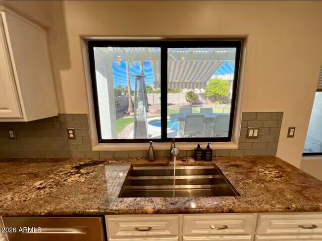 Building Photo - 3864 S Ivy Ct