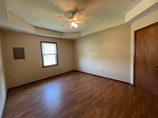 Building Photo - 3661 W Sylvania St