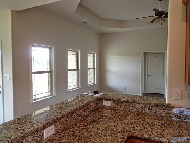 Building Photo - 29635 Laura Ridge Dr NW