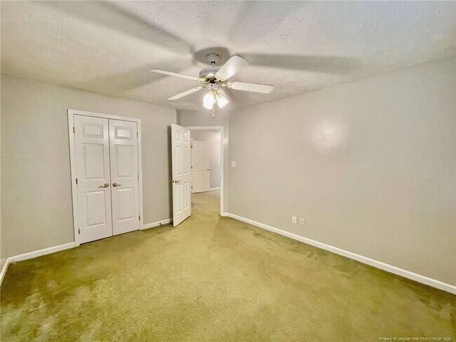 Building Photo - 260 Lick Creek Dr