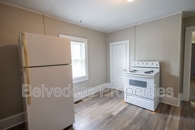 Building Photo - 507 Law St