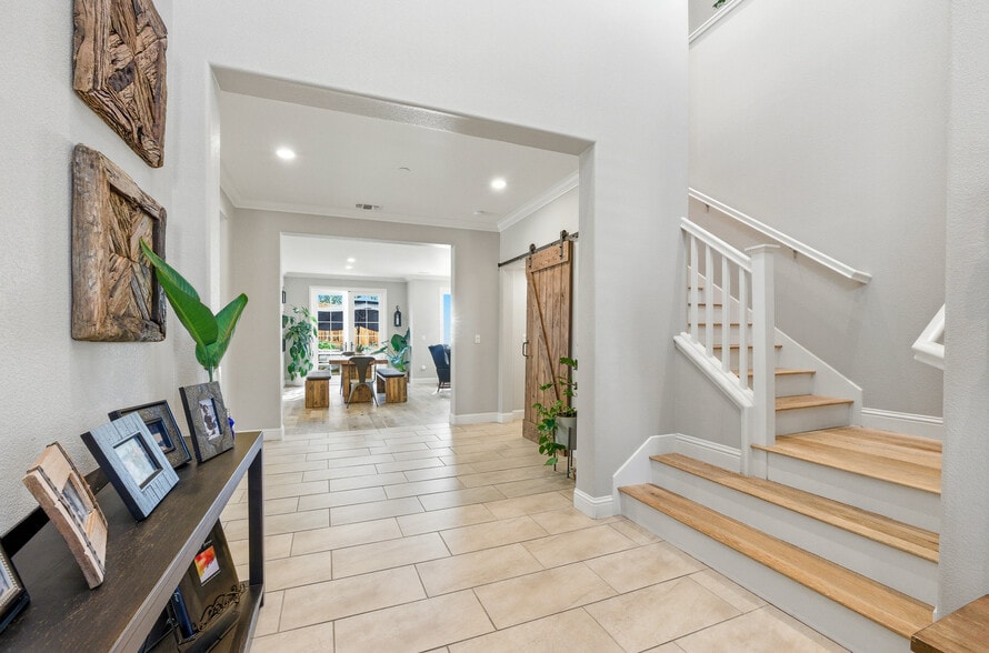 Building Photo - 3528 Ruby Pl