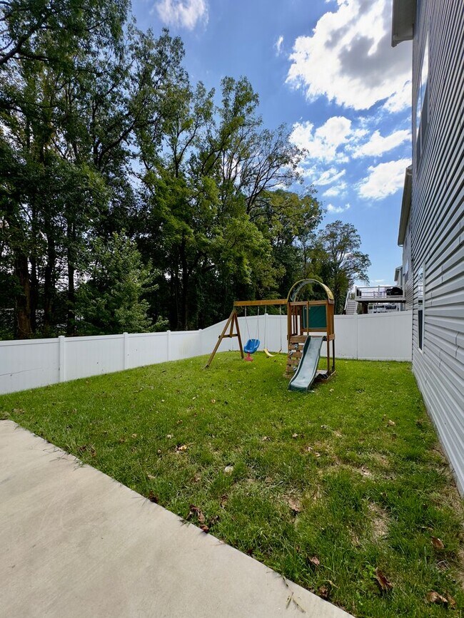Building Photo - Charming 4 Bedroom/2.5 Bathroom Home in Bel Air, MD!