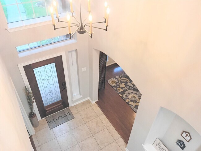 Building Photo - 17815 Gables Bend Dr