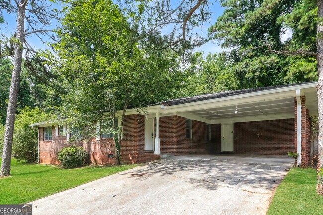 Building Photo - 3974 Wedgewood Ln