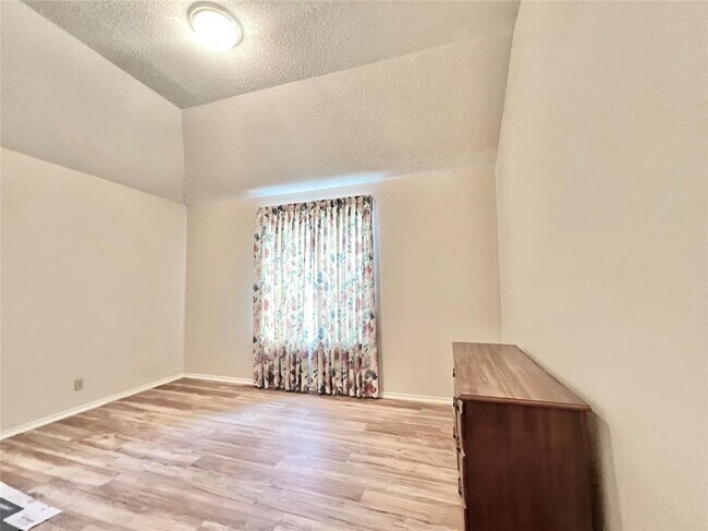 Building Photo - 1105 Ravens Cove
