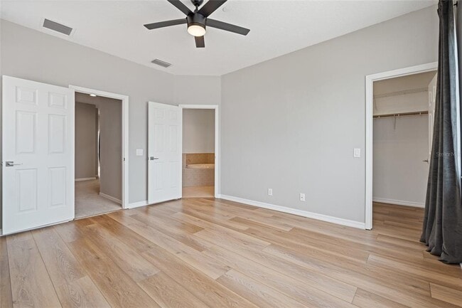 Building Photo - 1129 Venetian Harbor Dr NE