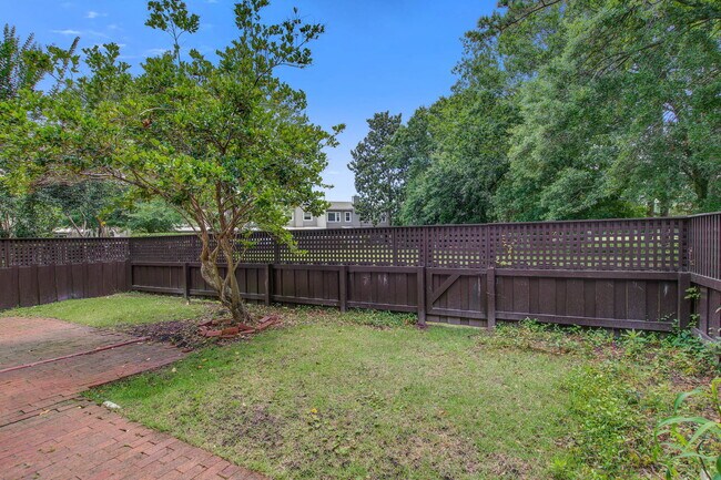 Building Photo - 1506 Ventura Pl