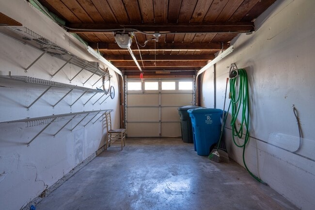 Building Photo - 3834 Colegrove St