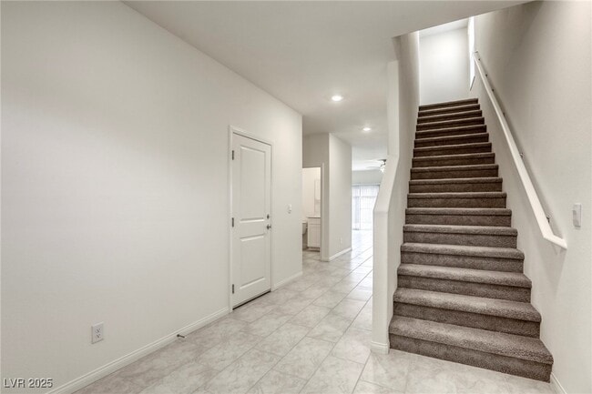 Building Photo - 4104 Agama St