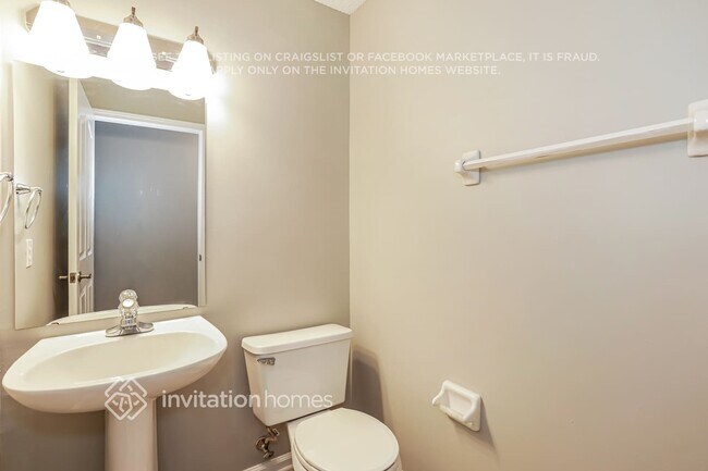 Building Photo - 1503 Blue Heron Ct