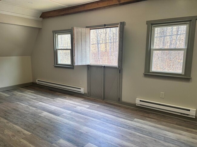 Building Photo - 615 Bean Rd