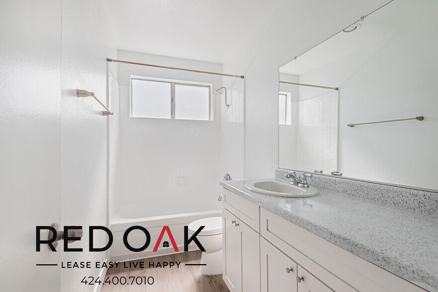 Building Photo - 13325 Heacock St