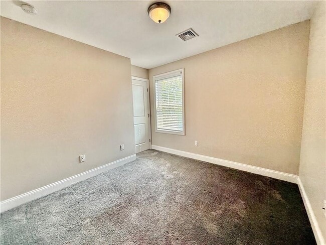 Building Photo - 52 Bedlow Ave
