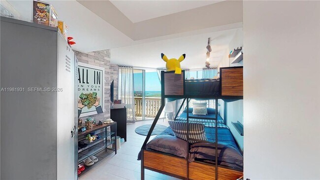 Building Photo - 1000 E Island Blvd