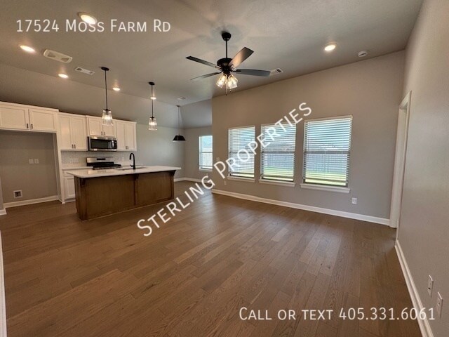 Building Photo - 17524 Moss Farm Rd