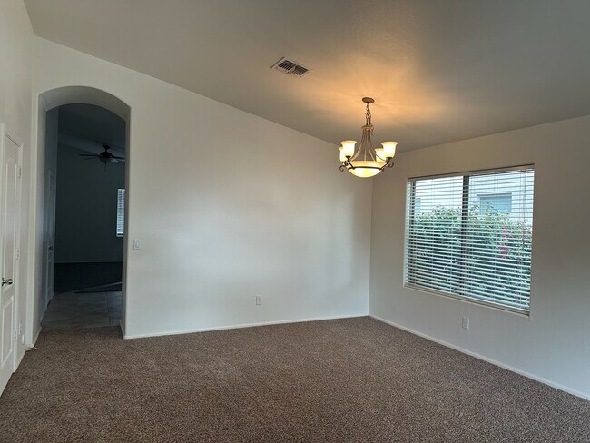 Building Photo - The Love Road House