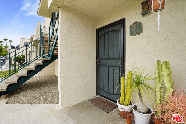 Building Photo - 6472 Cavalleri Rd