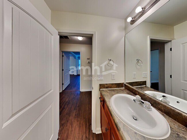 Building Photo - 4280 Chads Park Dr