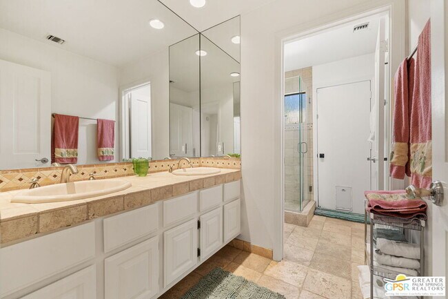 Building Photo - 40563 Desert Creek Ln