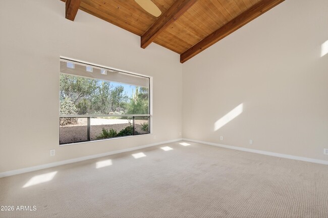 Building Photo - 8001 E Vista Bonita Dr