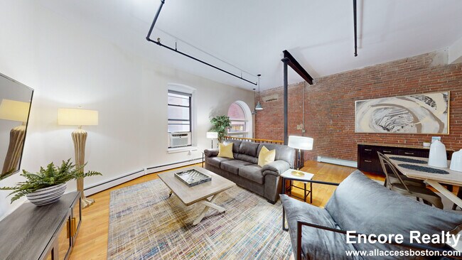 Building Photo - 19 Stanhope St