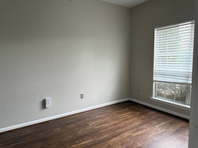 Building Photo - Townhouse in Weatherly (Alabaster)