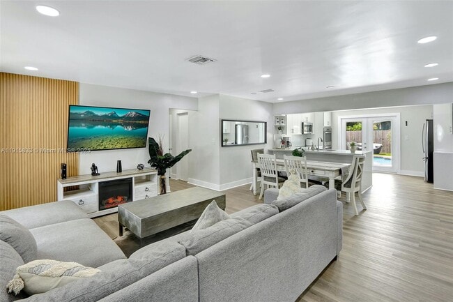 Building Photo - 2809 NW 7th Ave