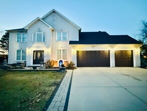 Building Photo - 2727 Sweetbroom Ct