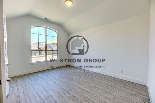 Building Photo - 12417 Iveson Dr