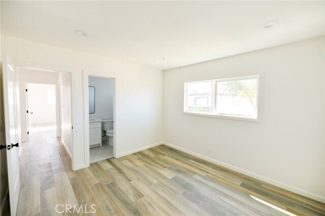 Building Photo - 262 Avenida Victoria