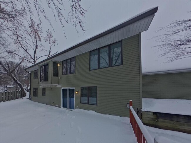 Building Photo - 1503 Palomino Trail