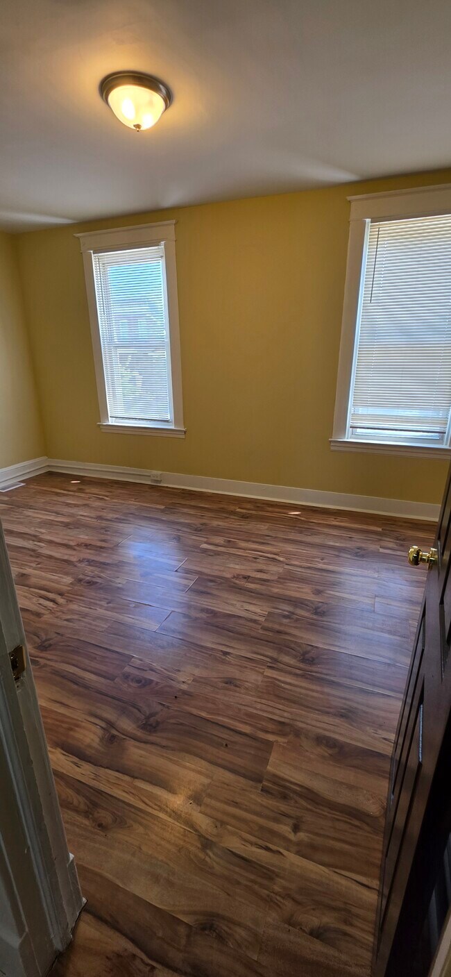 Building Photo - 308 Marydell Rd