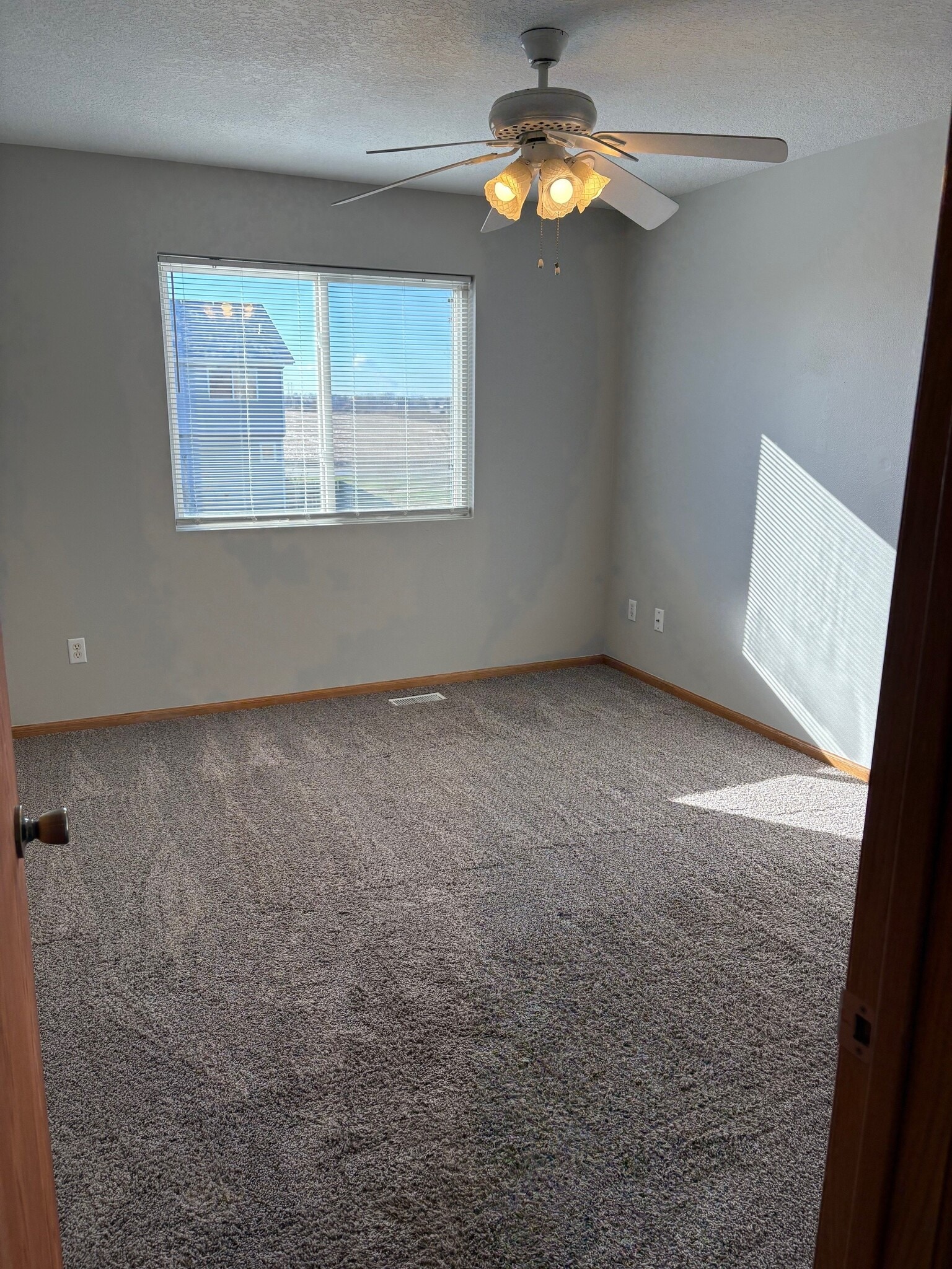 Building Photo - 1406 Adams St SE