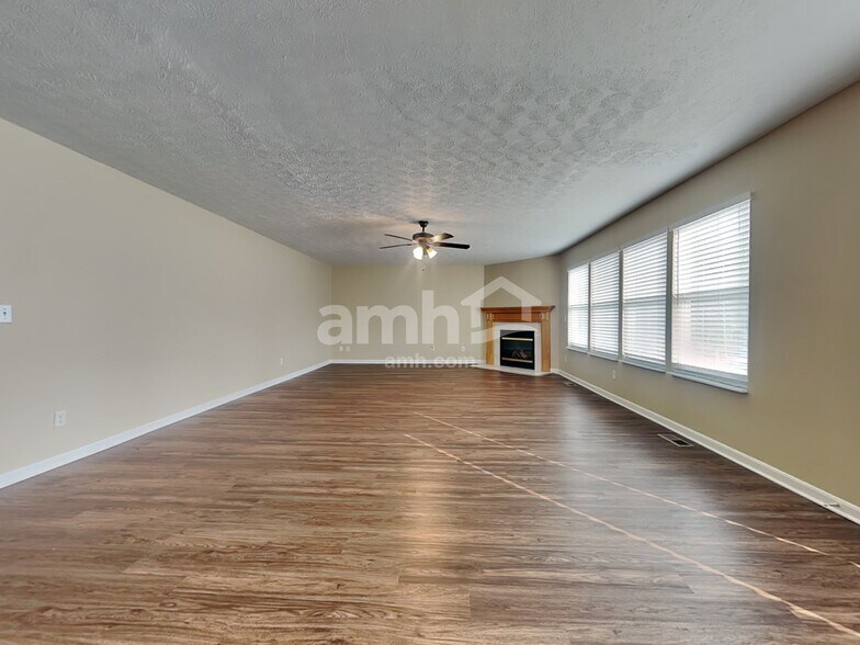 Building Photo - 5955 Furlong Way