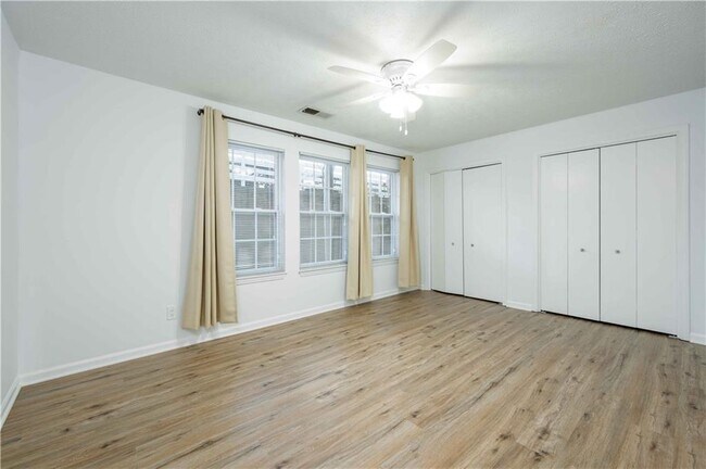 Building Photo - 279 Quail Run