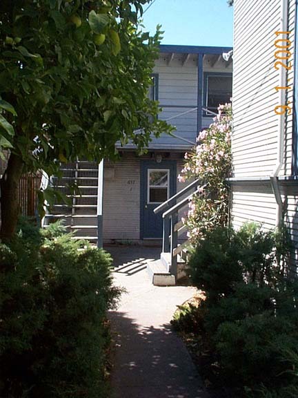 Front Door to Apartment - 657 S 6th St