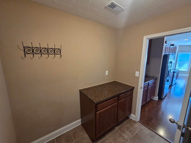 Building Photo - 4636 Marcus Trail