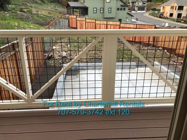 Building Photo - Beautiful, brand new, Fountaingrove home in convenient location near Keysight, Medtronic, Fountai...