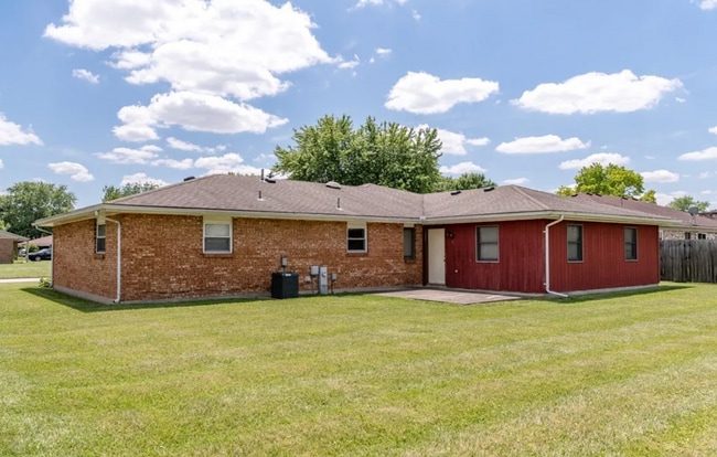 Building Photo - 4017 Caprice Rd