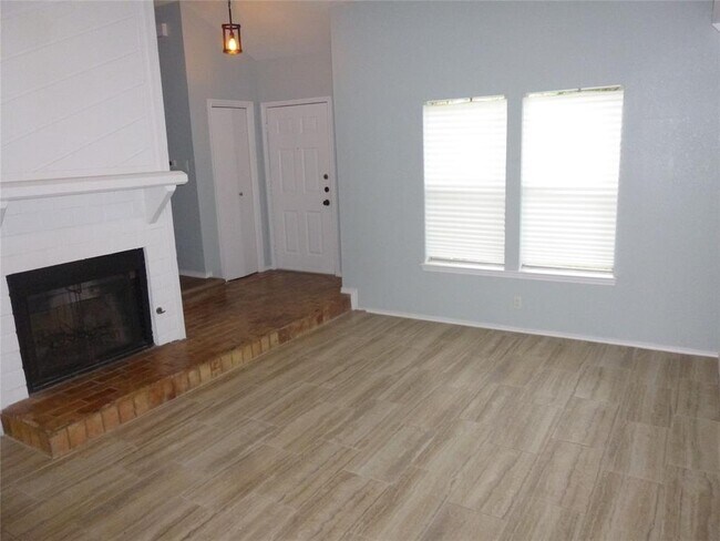 Building Photo - 8410 Fathom Cir