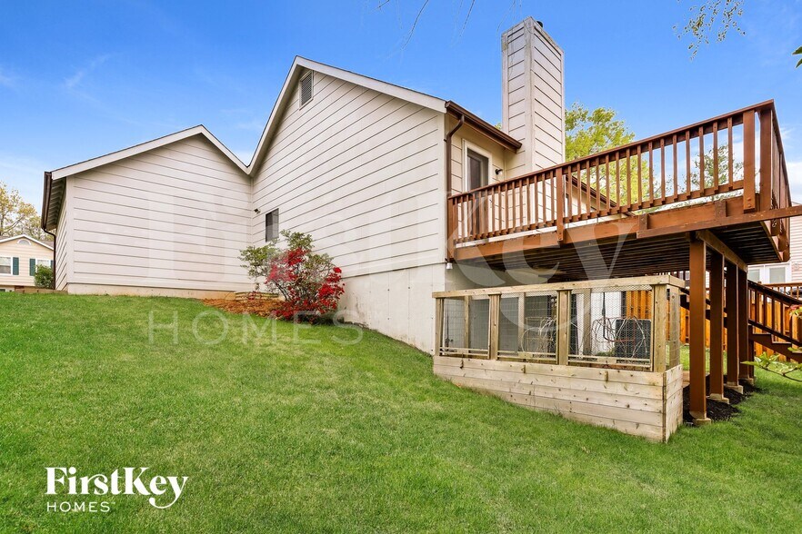 Building Photo - 221 Brookmont Farm Ct