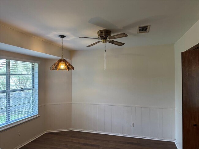 Building Photo - 5504 Chadwyck Dr